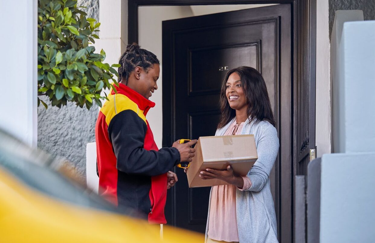 Borderless e-commerce: international shipping with DHL