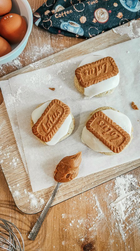 Artisan speculoos cookies arranged and displayed on a table.