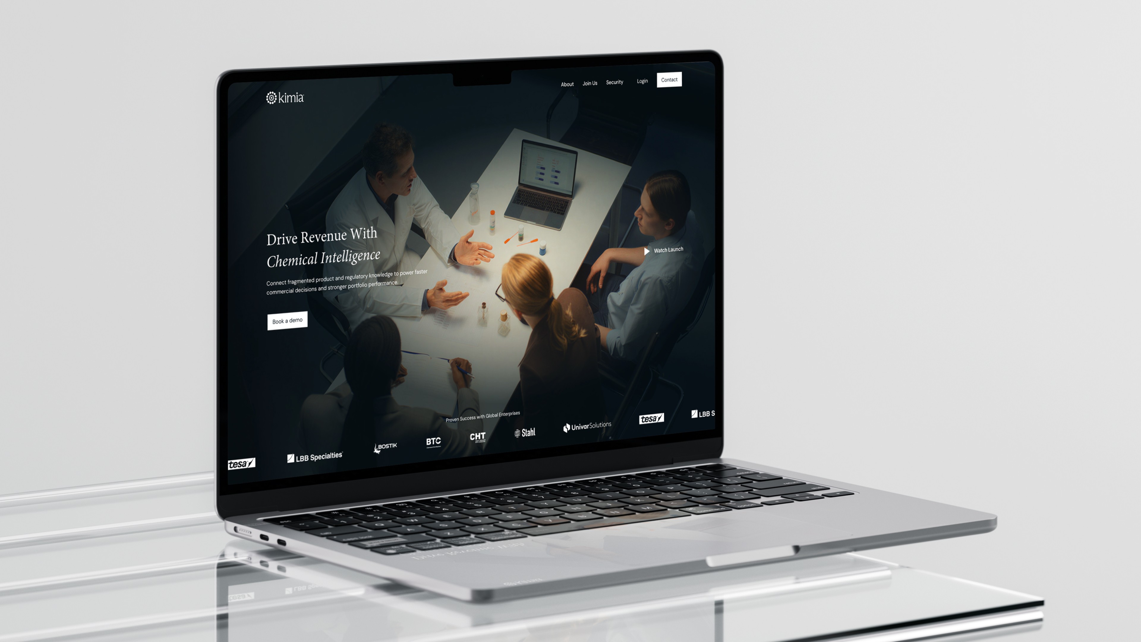 Lorikeet website pre-series A