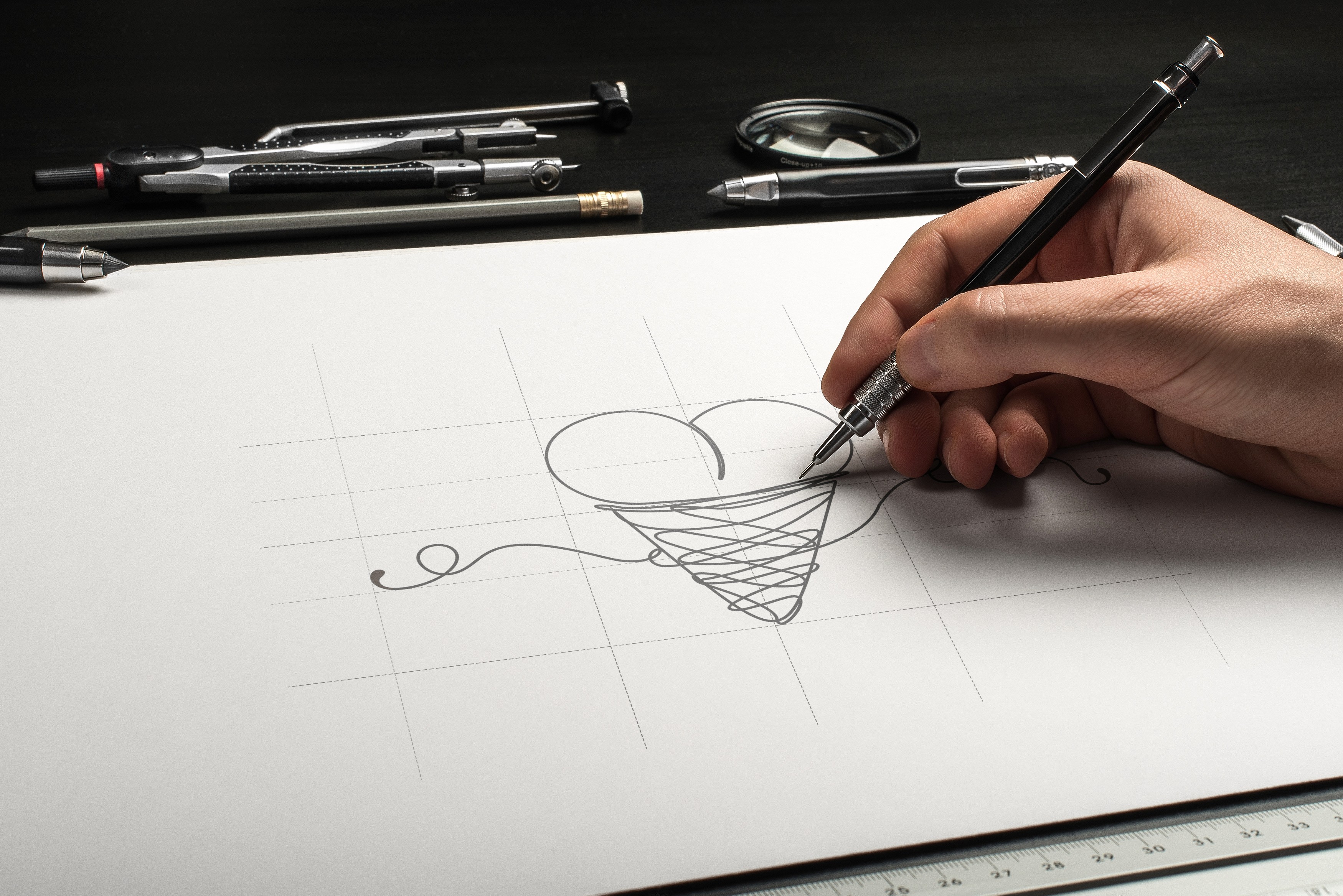Amato Continuous-line Pictogram Drawing