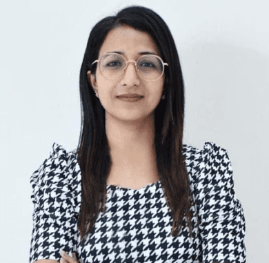 Shivani Tyagi(COO)
