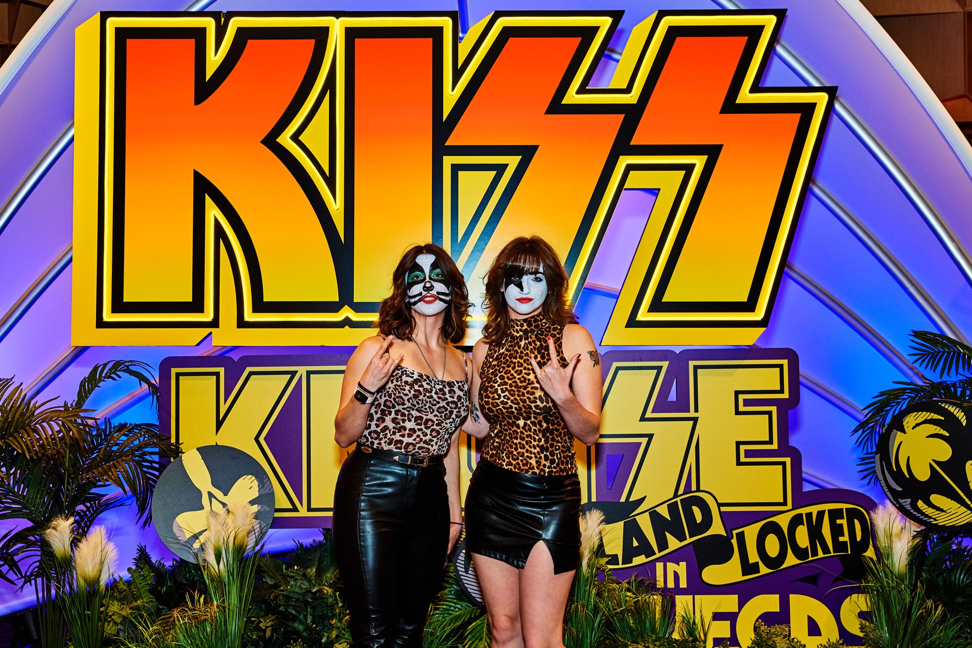 Kiss Kruise Land-Locked In Vegas
