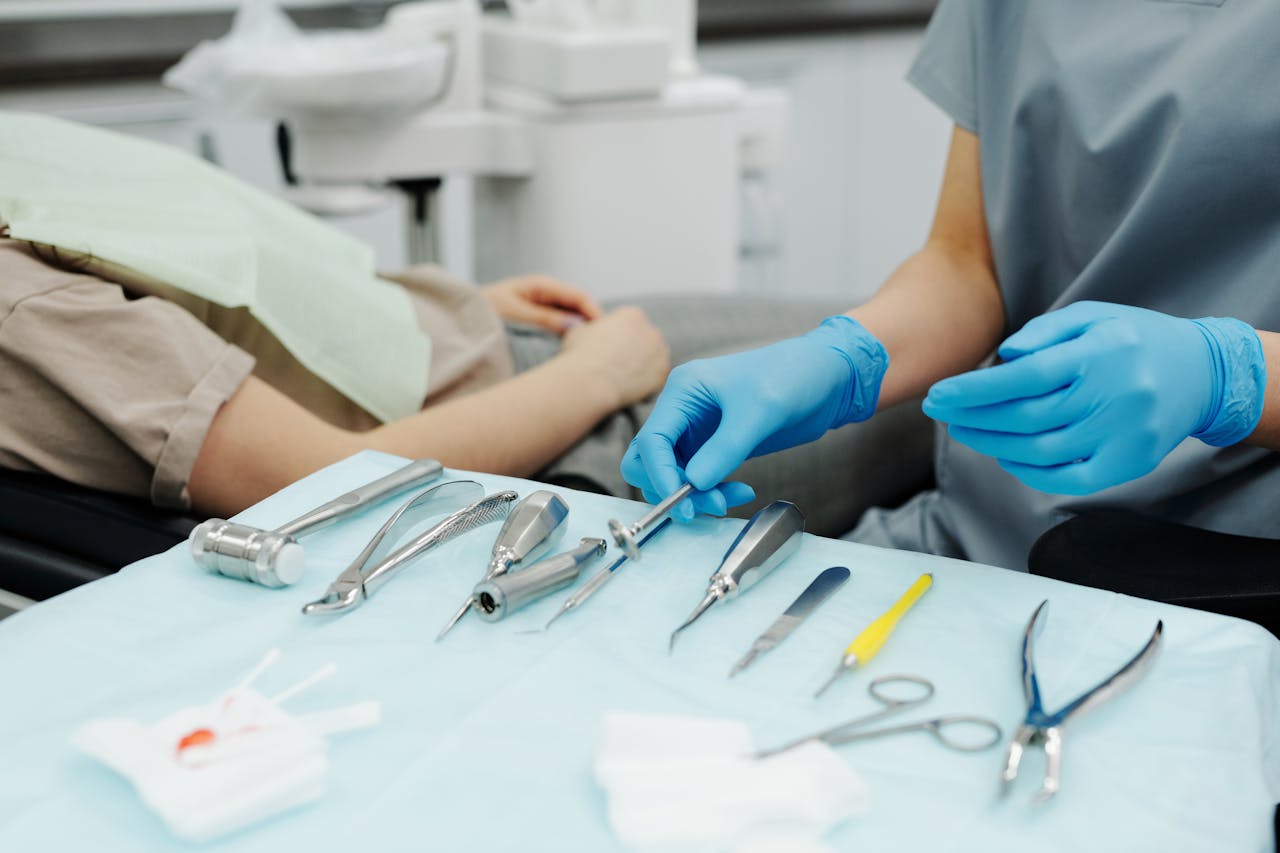 Dental hygienist legal limitations