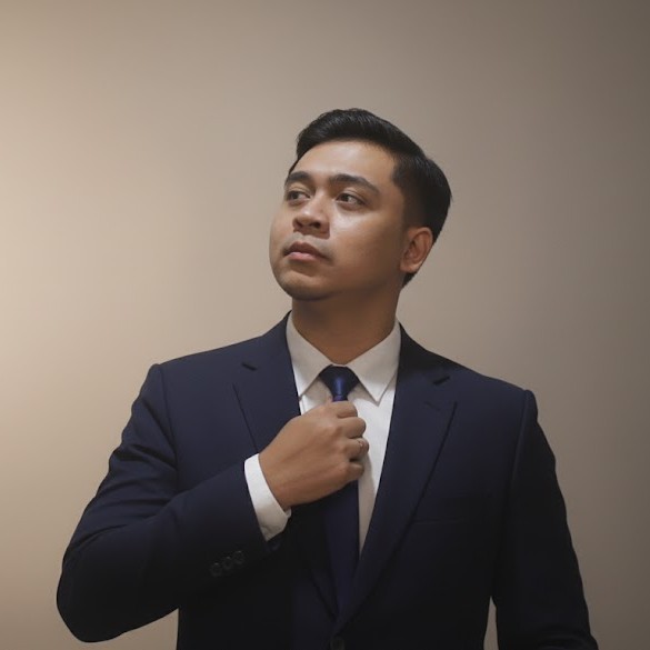 Portrait of portfolio creator – front view