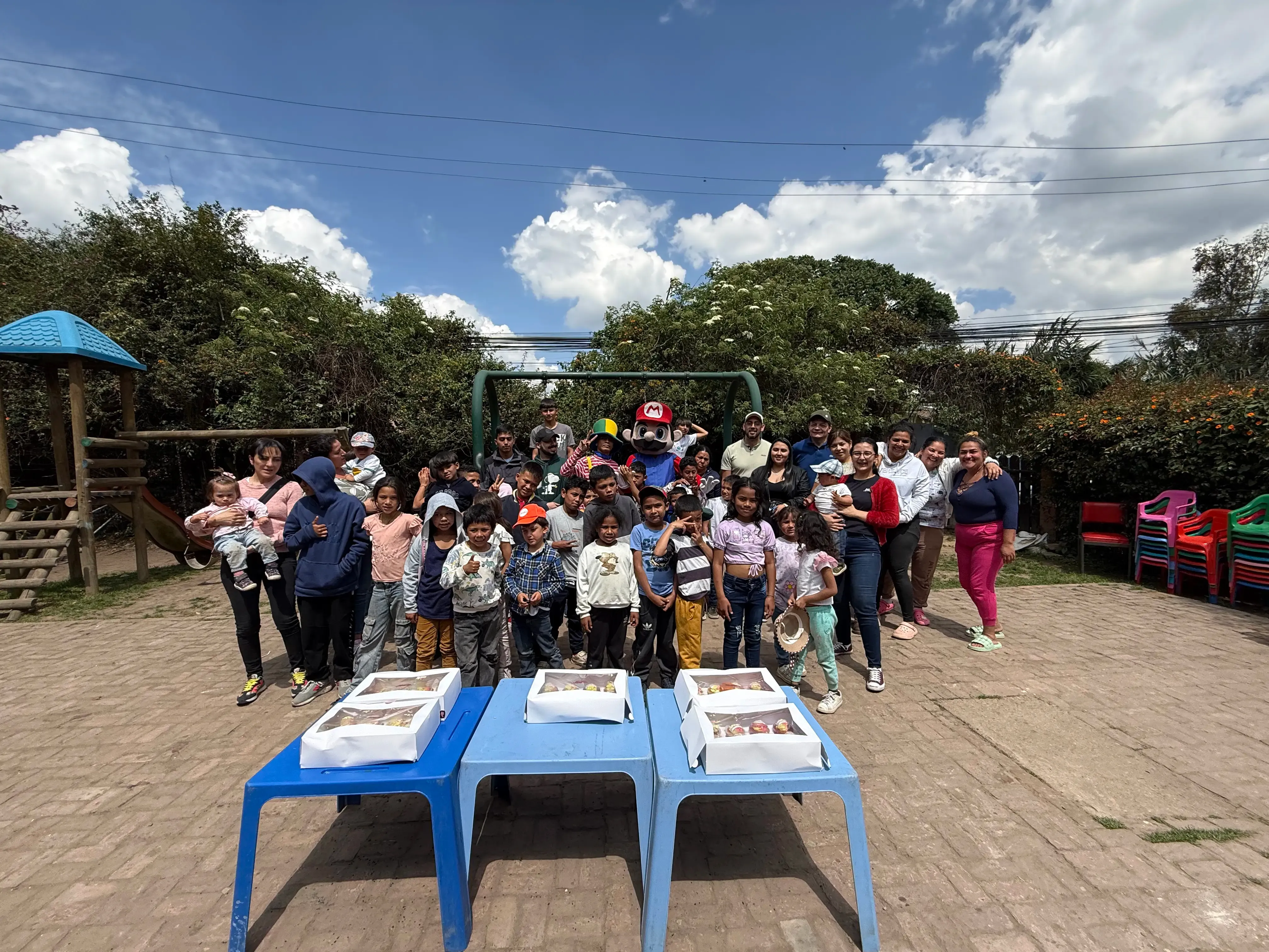 Personas juntas para tomar una comida