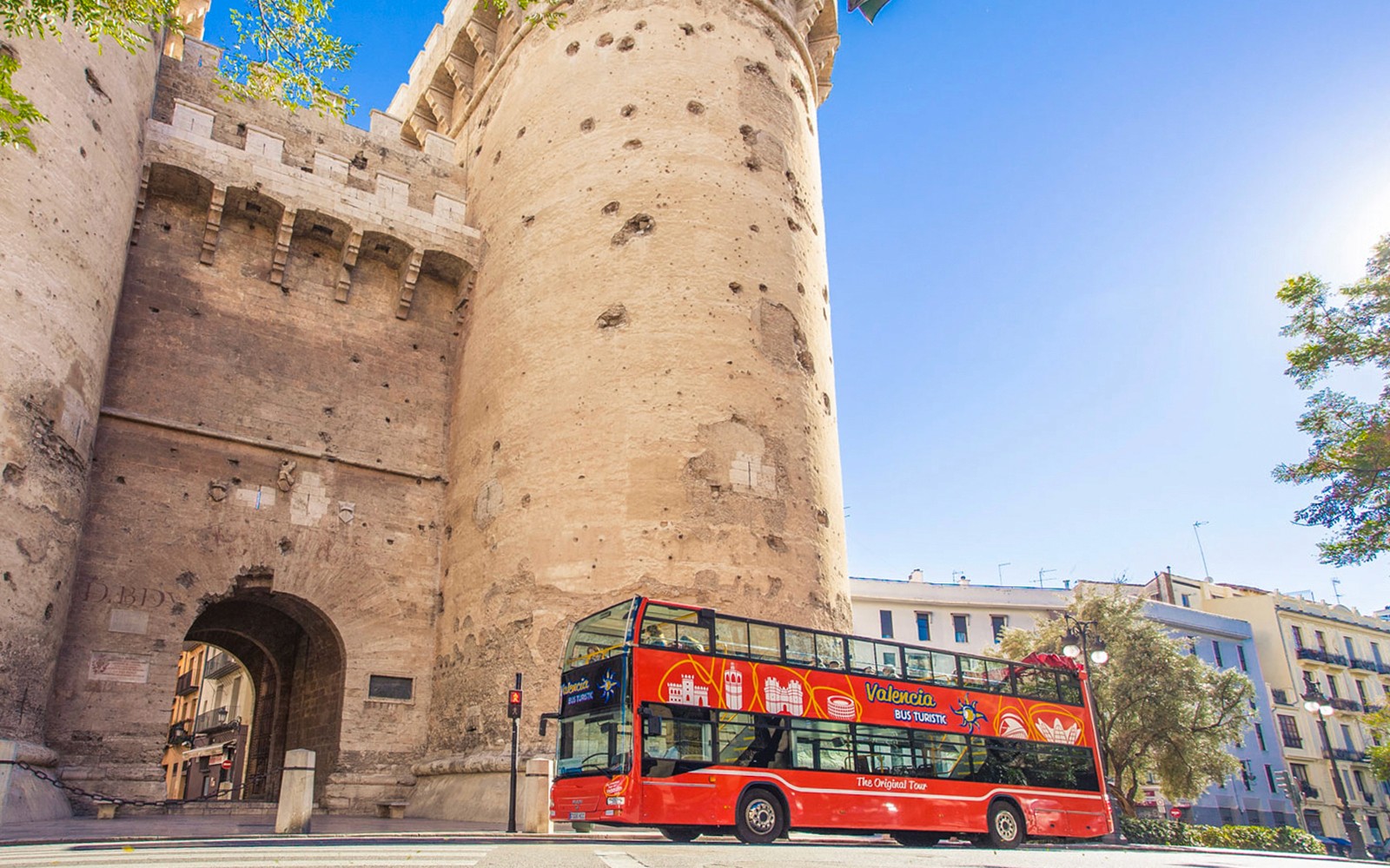 Valencia hop-on hop-off bus near Torres de Quart.