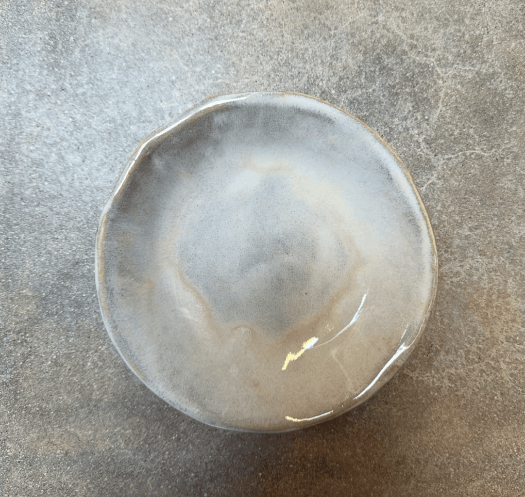 man in black crew neck shirt