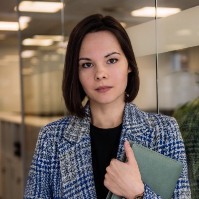 Elena Provozyon,Product Launch, Project Management at MAXIMUM Education
