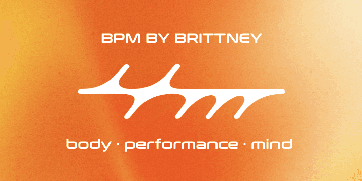 Coach explaining stuff to an athlete