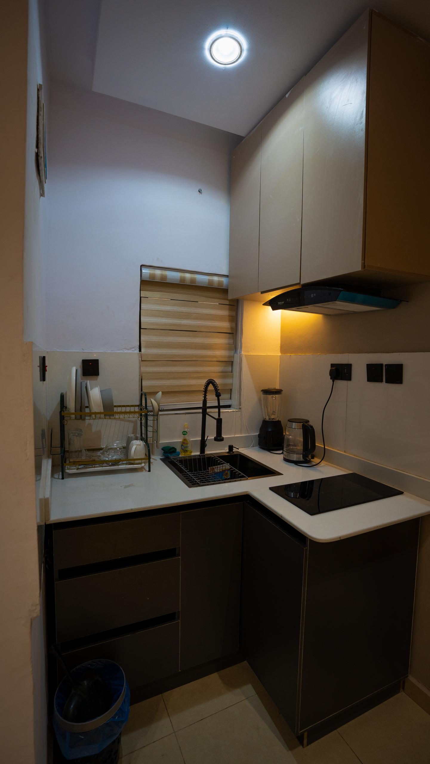 Comfortable studio apartment Urban Suites, one-bedroom serviced apartment in Surulere, Lagos