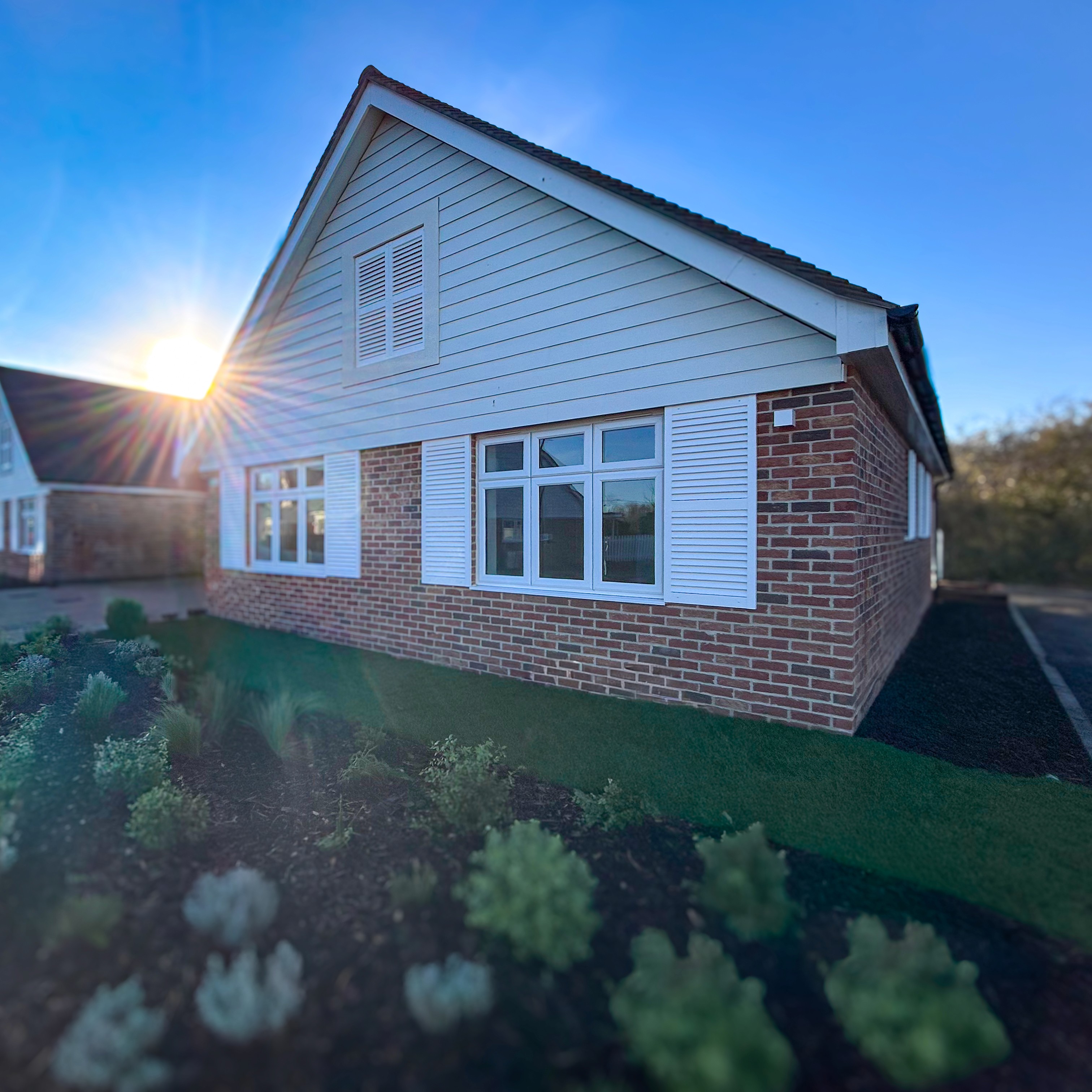 Single-storey new build bungalow for sale in Maldon, Essex at Salt Meadows, Tollesbury, designed for downsizing for over-60s. 
