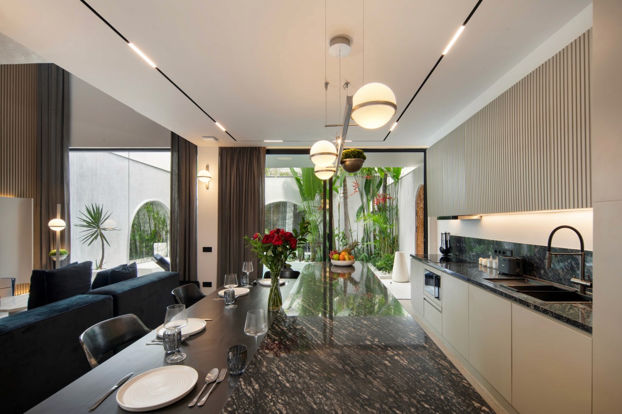 Contemporary 3-bedroom villa in Canggu