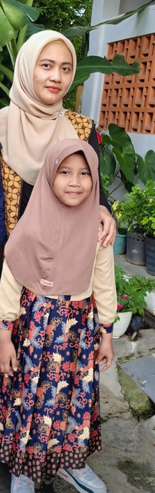 Black and white portrait of a young woman.