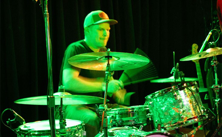 Holland Barry at Moe's Alley with Messer Chups drumset.