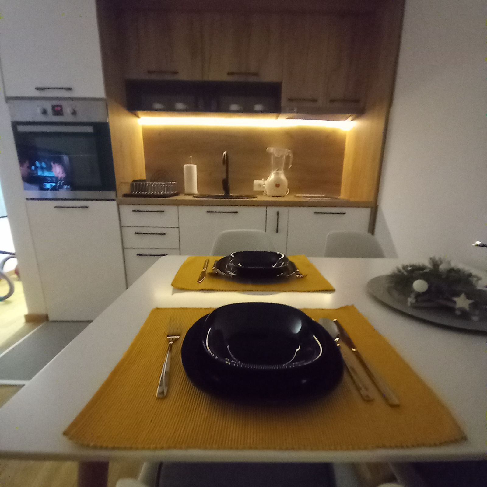 Slika kuhinje Apartmana Radost Vrnjackoj Banji.