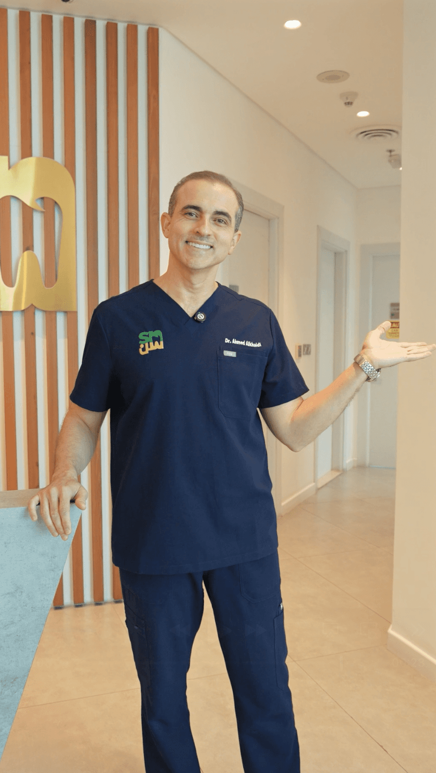 Man wearing VR glasses