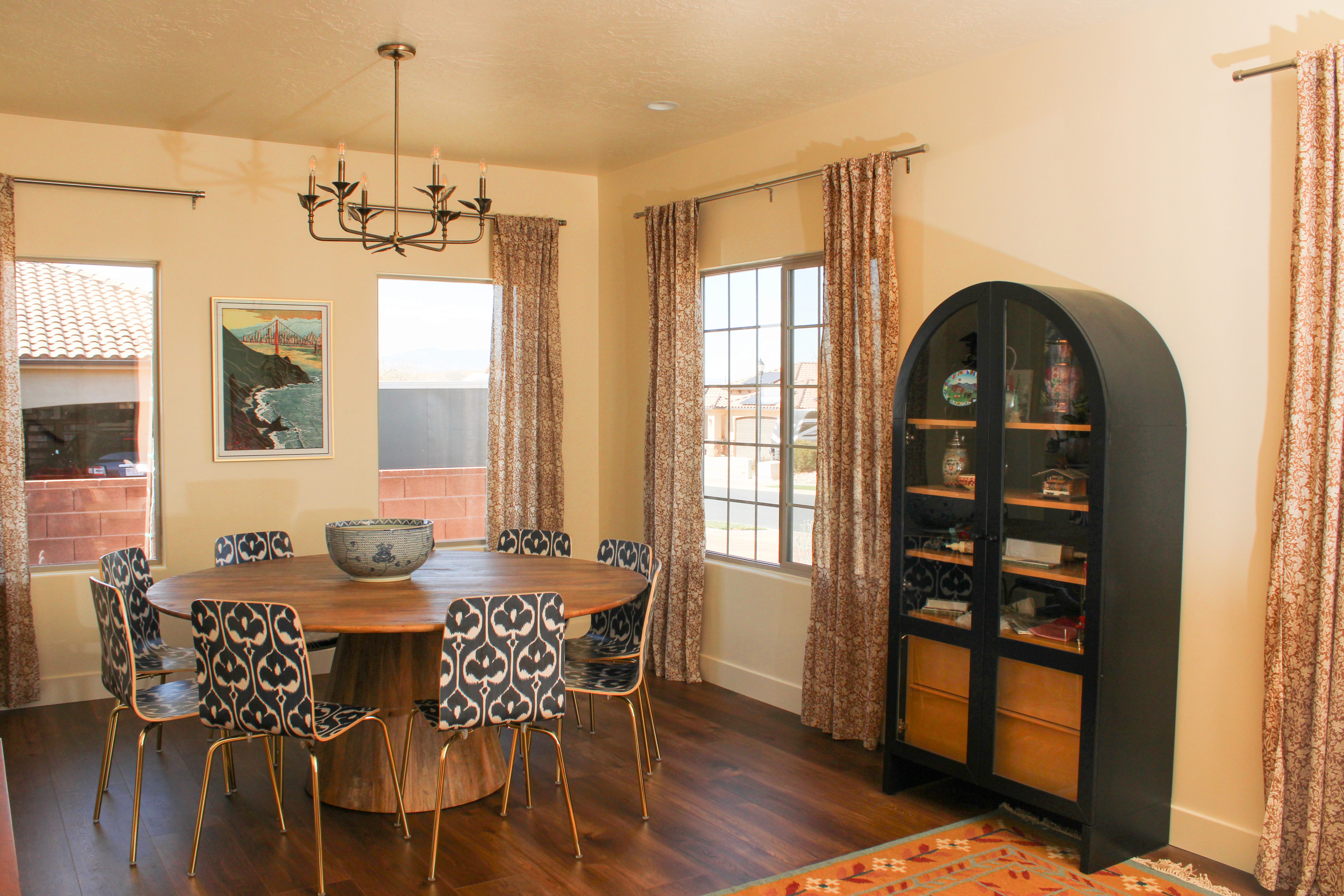 Formal dining area with modern touches in a Washington, Utah kitchen remodel