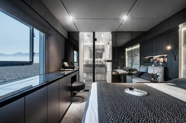 Master Cabin of the 70 Sunreef Power