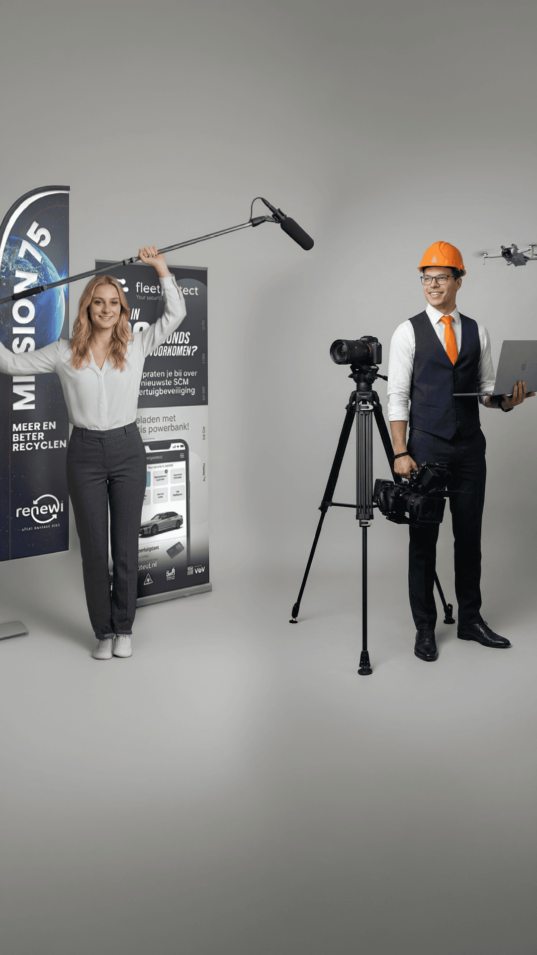 Full Package van T7 Productions, Tom met camera, laptop en drone bij campagnemateriaal