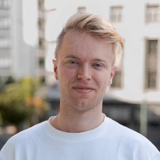 A headshot of Zeno Kapitein