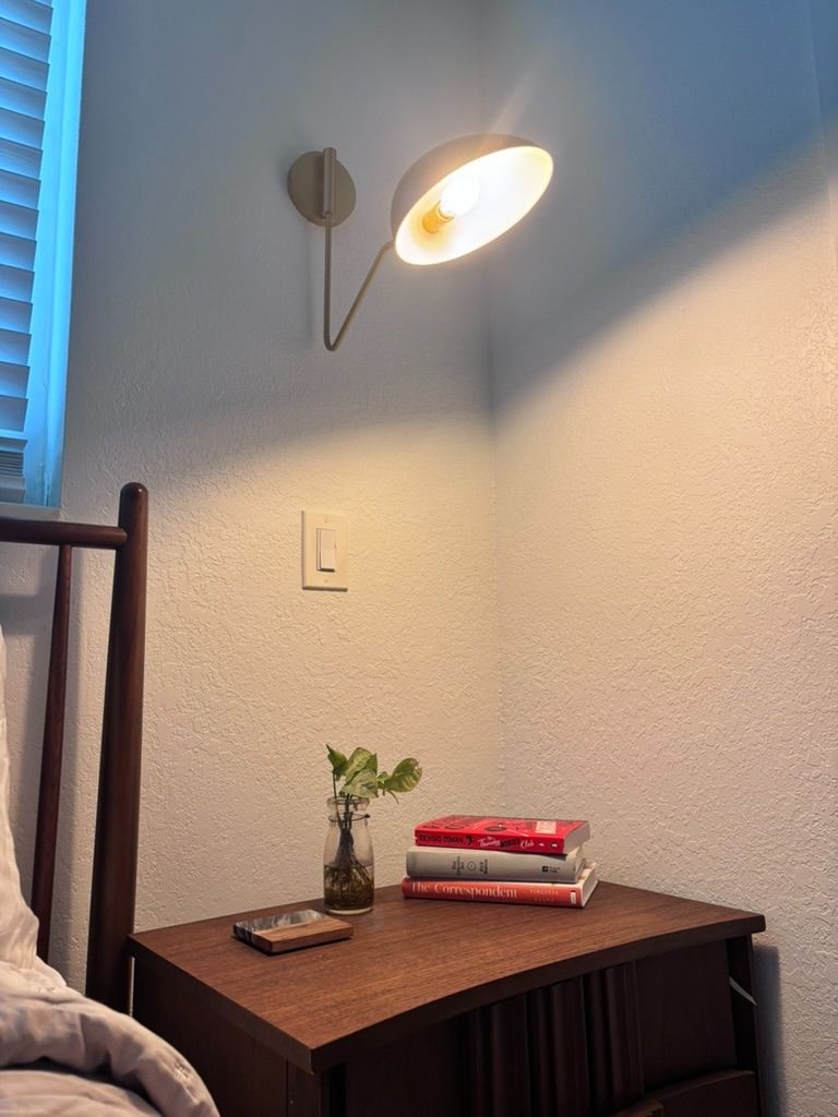 Wall sconce detail