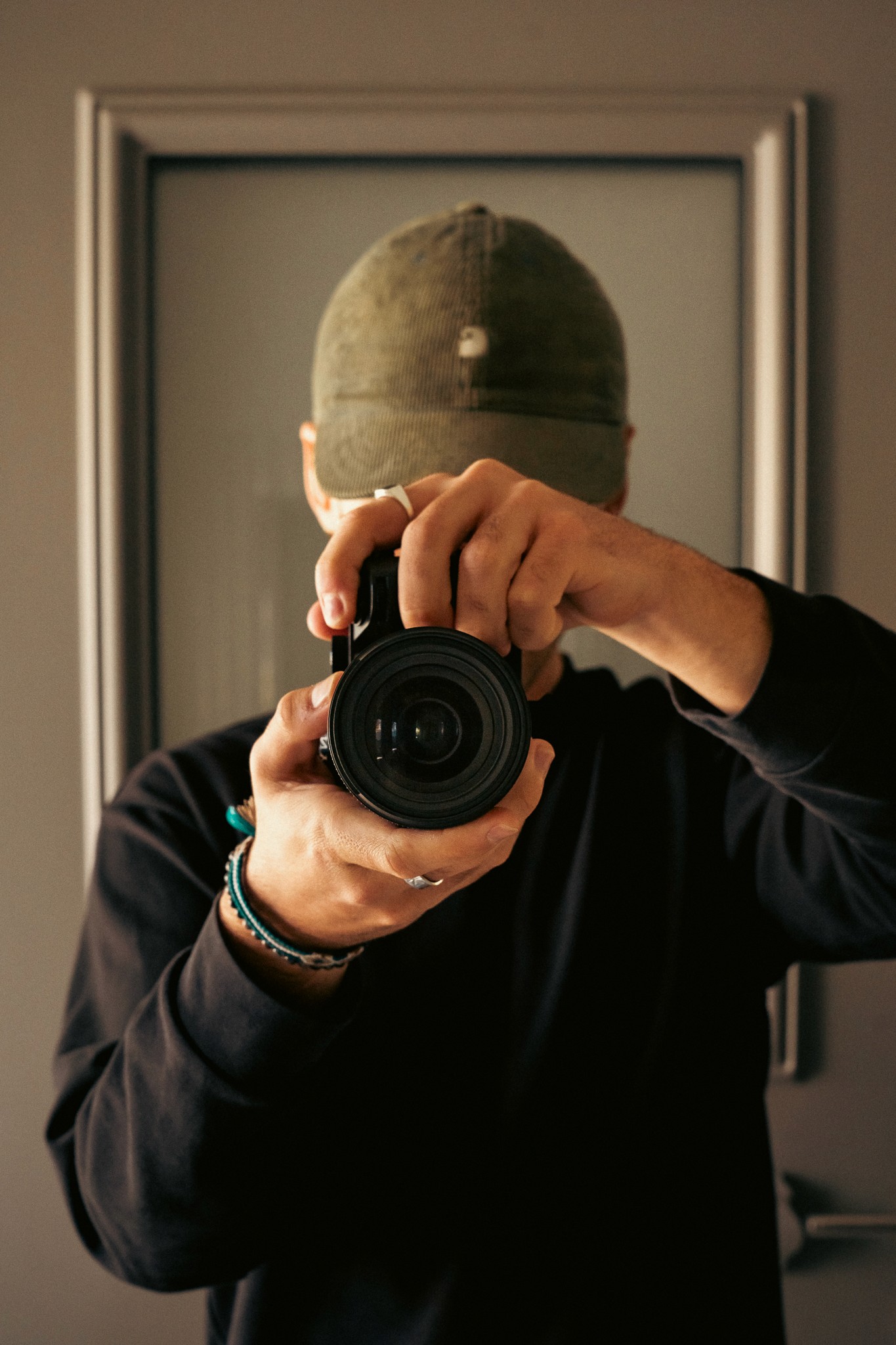 Robin Masson, photographe professionnel spécialisé en portrait, immobilier et voyage, sur Paris et la Vendée