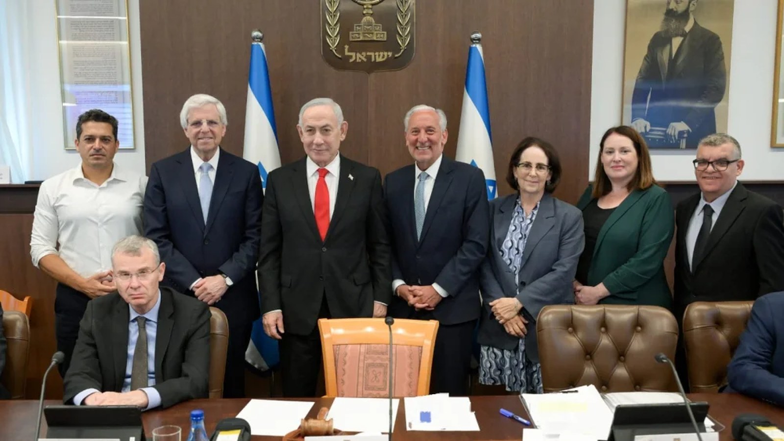 Israeli Prime Minister Benjamin Netanyahu, Diaspora Affairs and Combating Antisemitism Minister Amichai Chikli, standing left, Deputy Prime Minister Yariv Levin, sitting left, Jewish Federations of North America Chairman Gary Torgow, standing, second from left, and other Federation leaders gather at a Cabinet meeting in Jerusalem to launch a national plan to strengthen Jewish education in diaspora communities on June 28, 2026. Photo courtesy of Ma’ayan Toaf/GPO.