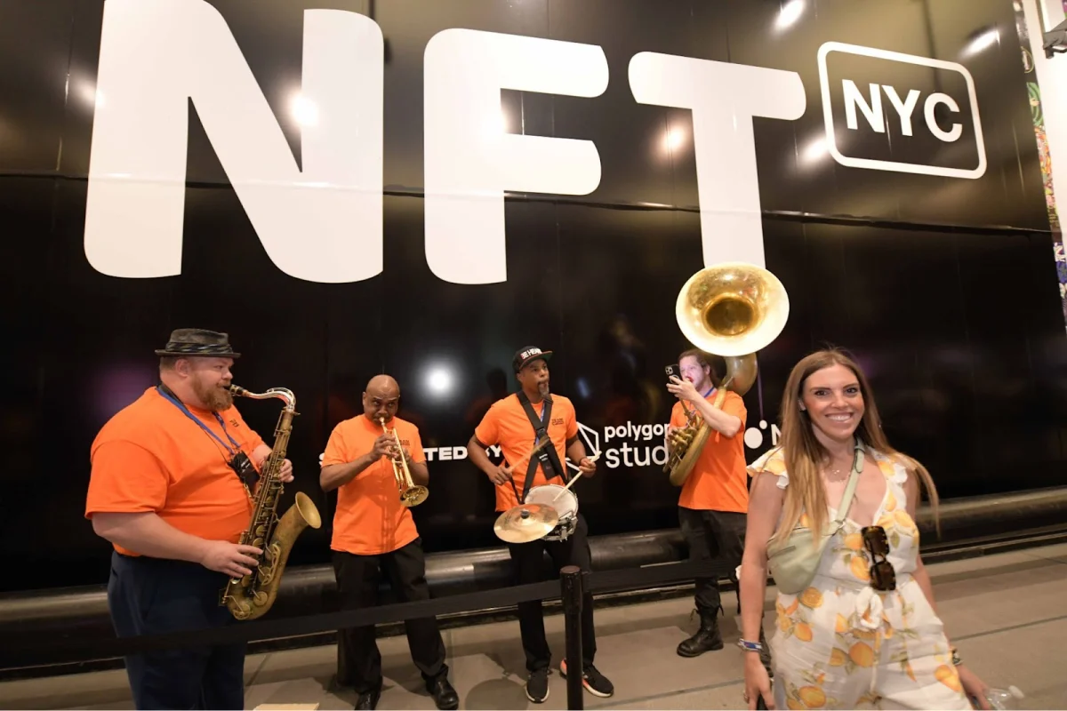 band playing at the entrance to the NFT NYC event
