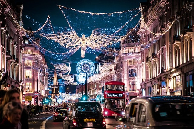 Christmas Slite's taxi tour on Regent Street, London.