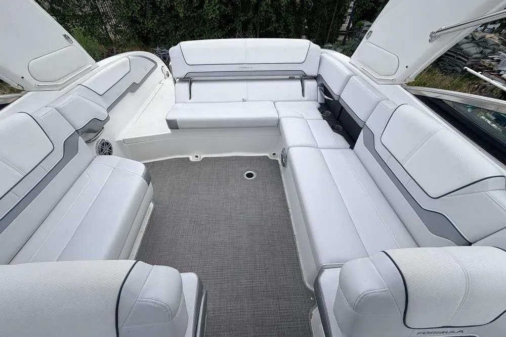 Boat thumbnail 11
