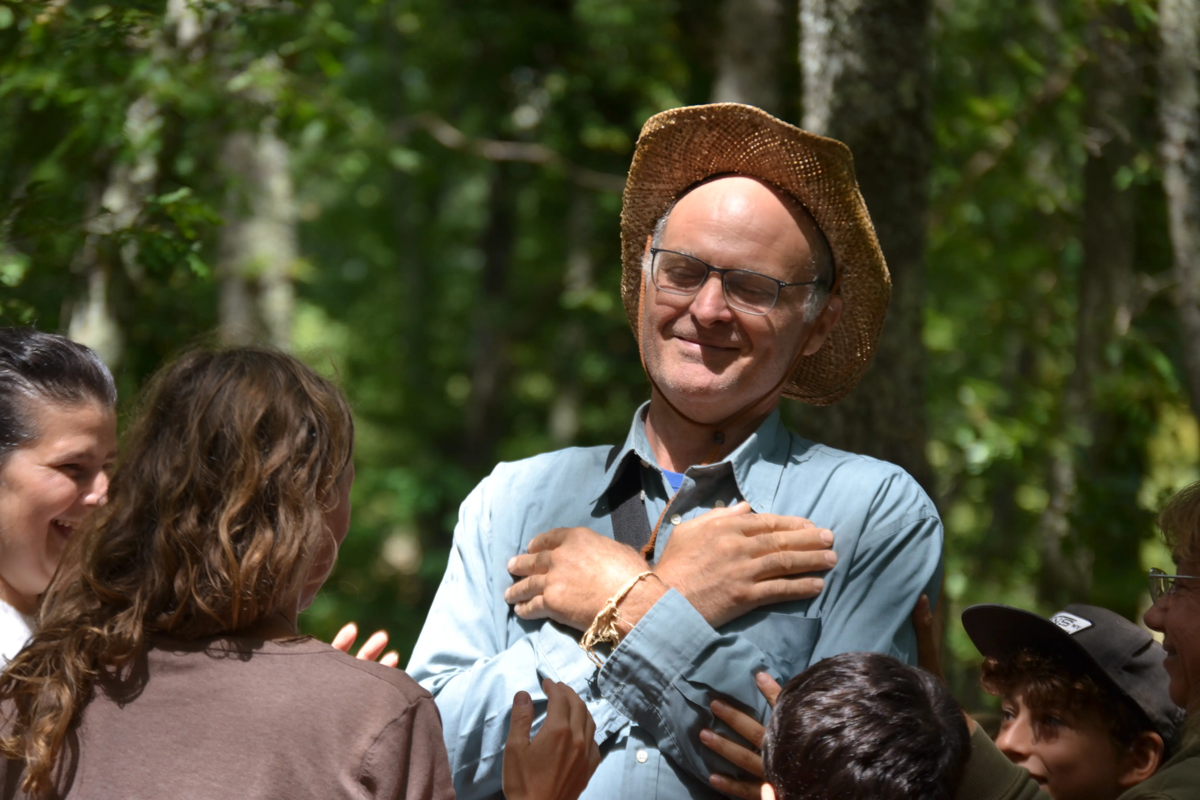 Andrea Modesti, istruttore di survival e bushcraft, esperto in campi avventura per ragazzi e corsi di sopravvivenza outdoor