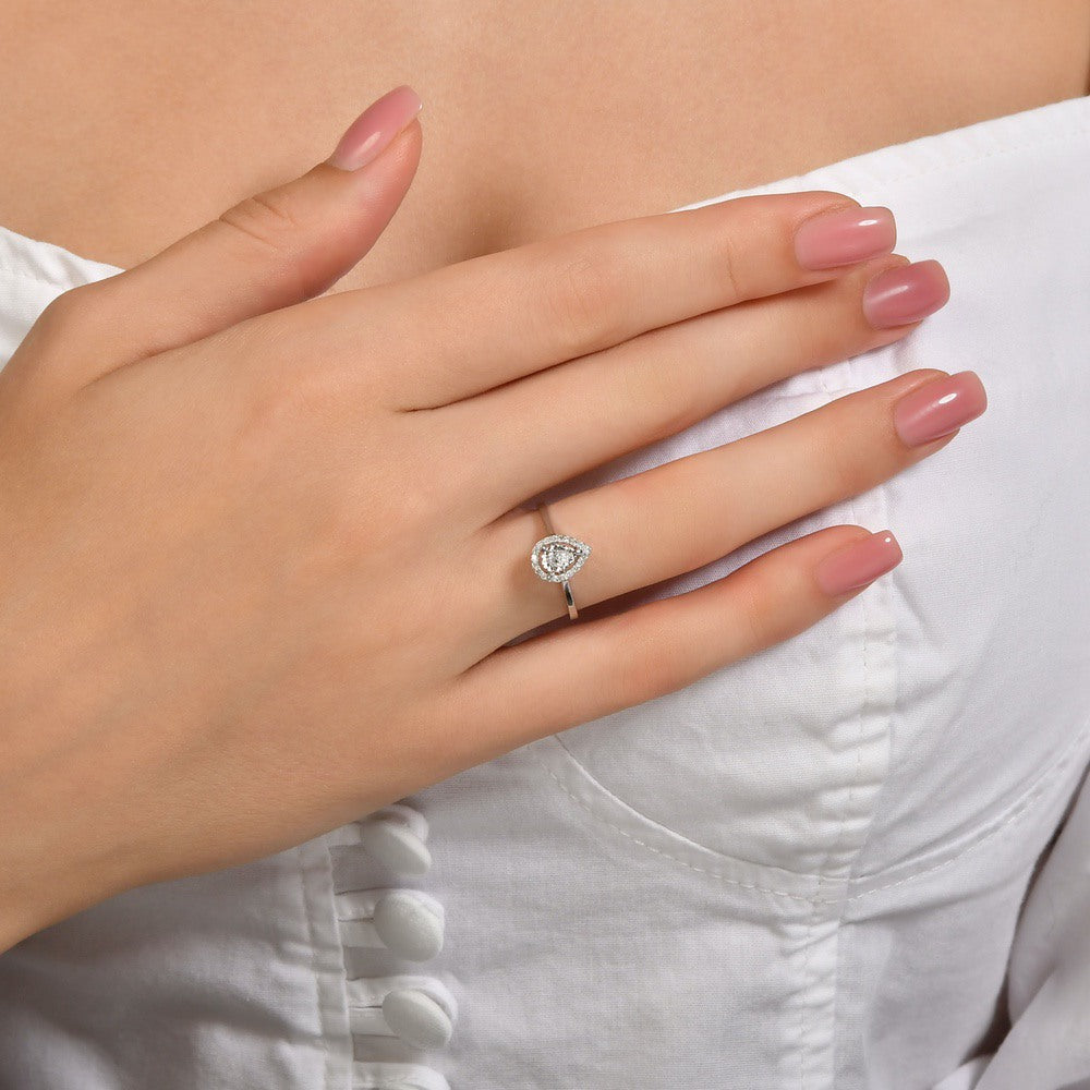 Assos 0.19 Karat Pırlanta Damla Kesim 14 Ayar Altın Yüzük