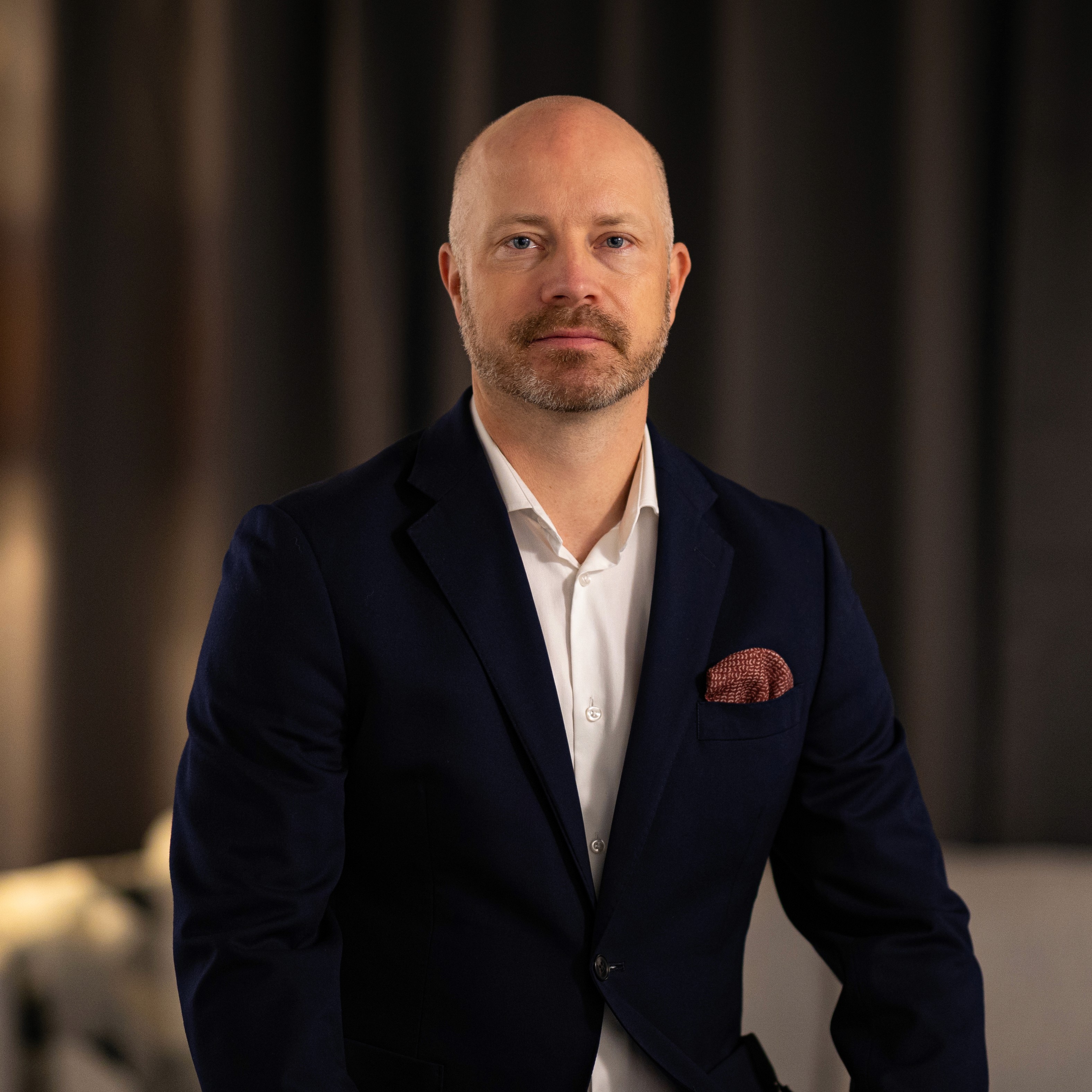 Portrait of Wilson Baptista, Operations Director at Omnis.