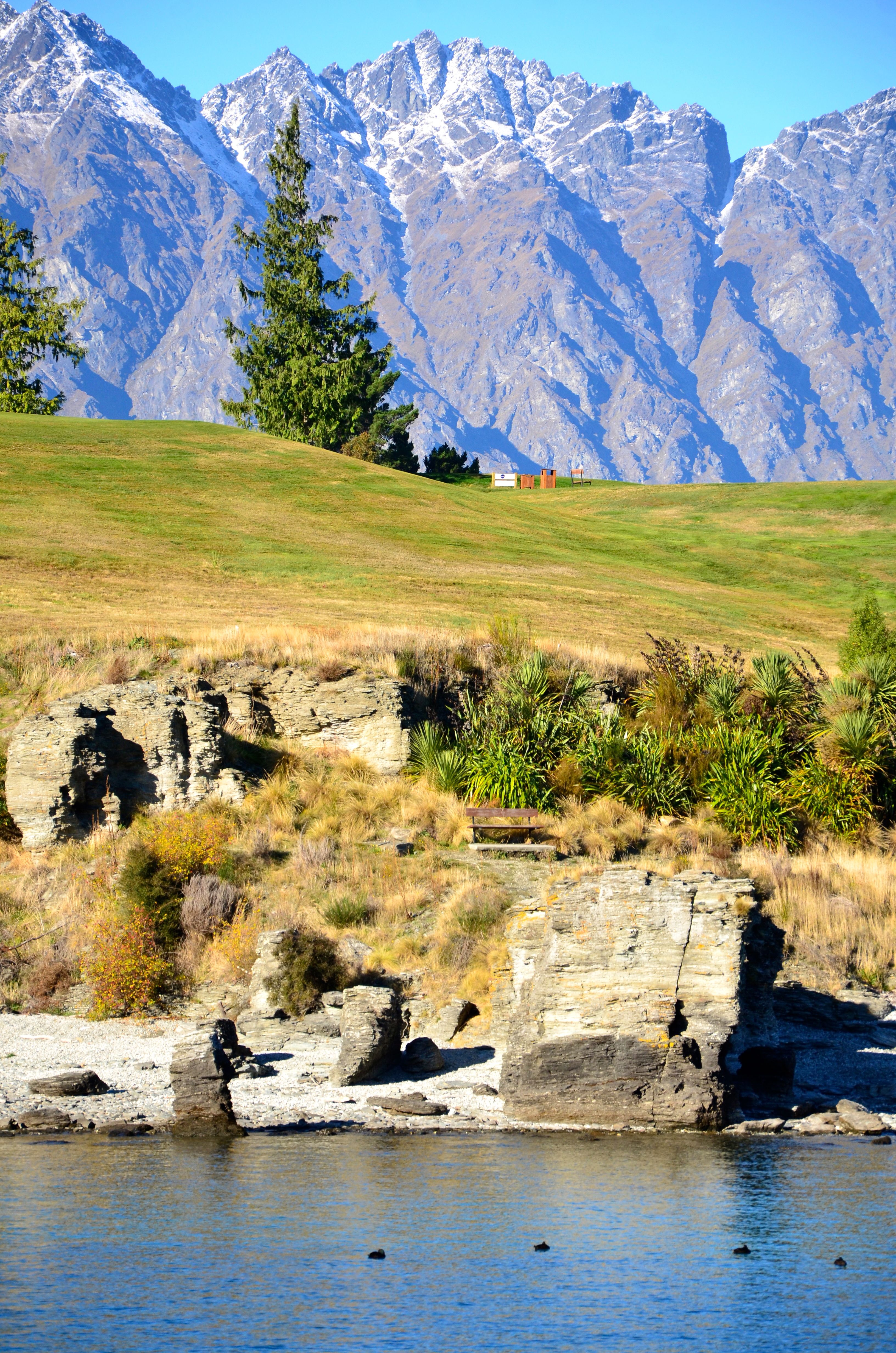 Lake and mountain landscape in Queenstown, Otago, New Zealand.