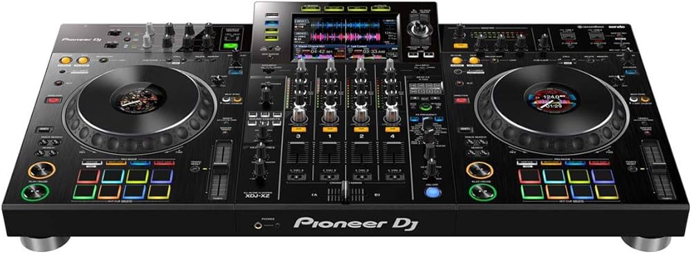 Pioneer XDJ-XZ 4 standalone dj controller for recording dj sets