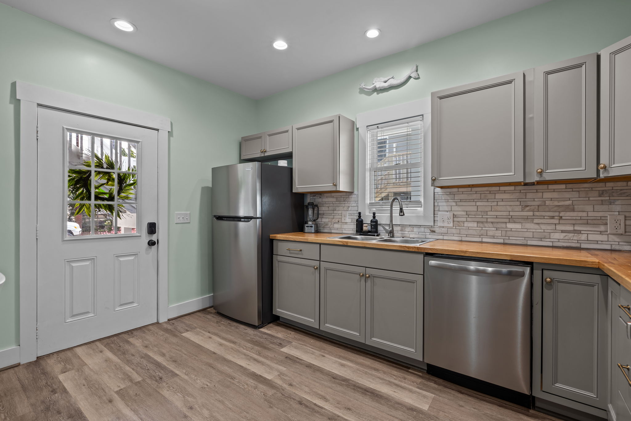 Calicobay cottages, airbnb in downtown morehead city