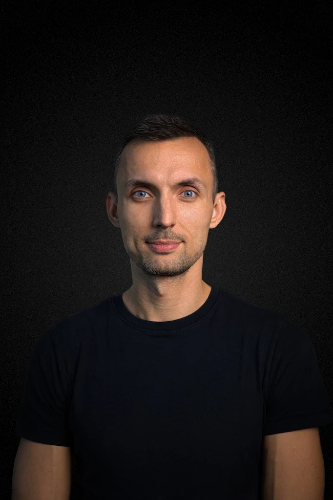 Portrait of portfolio creator – back view