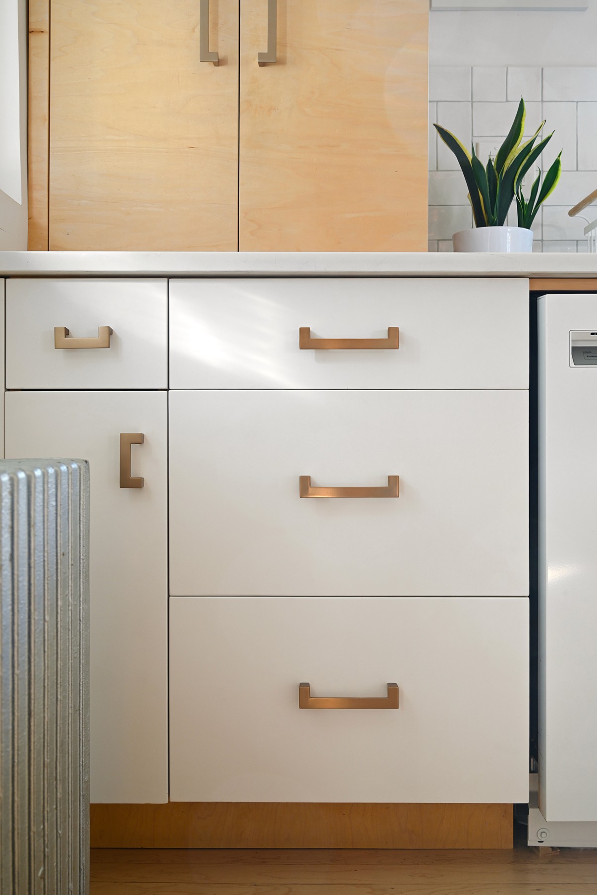 Modern kitchen minimalist cabinetry