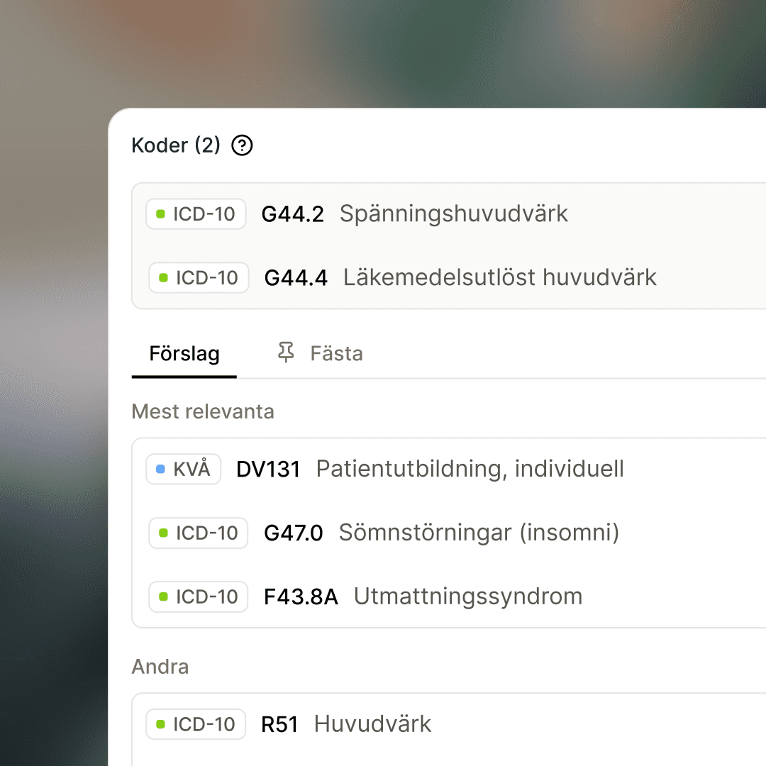 Kodpanel med rankade förslag, där de kliniskt mest specifika koderna visas först.