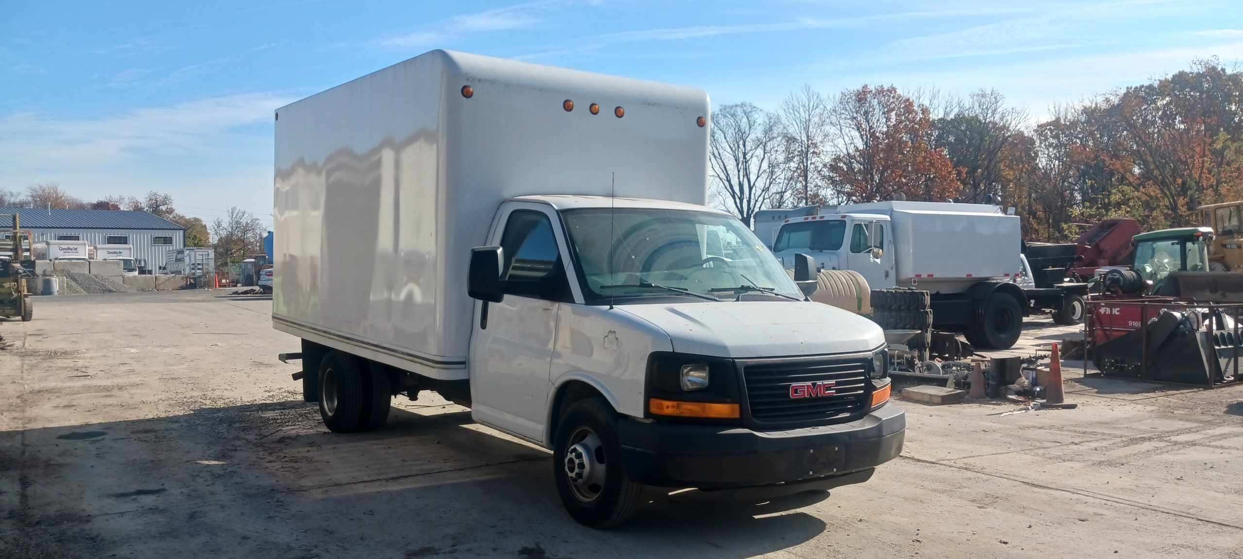 CONSTRUCTION & JOBSITE EQUIPMENT,  HEAVY MACHINERY, TRUCKS  - 1