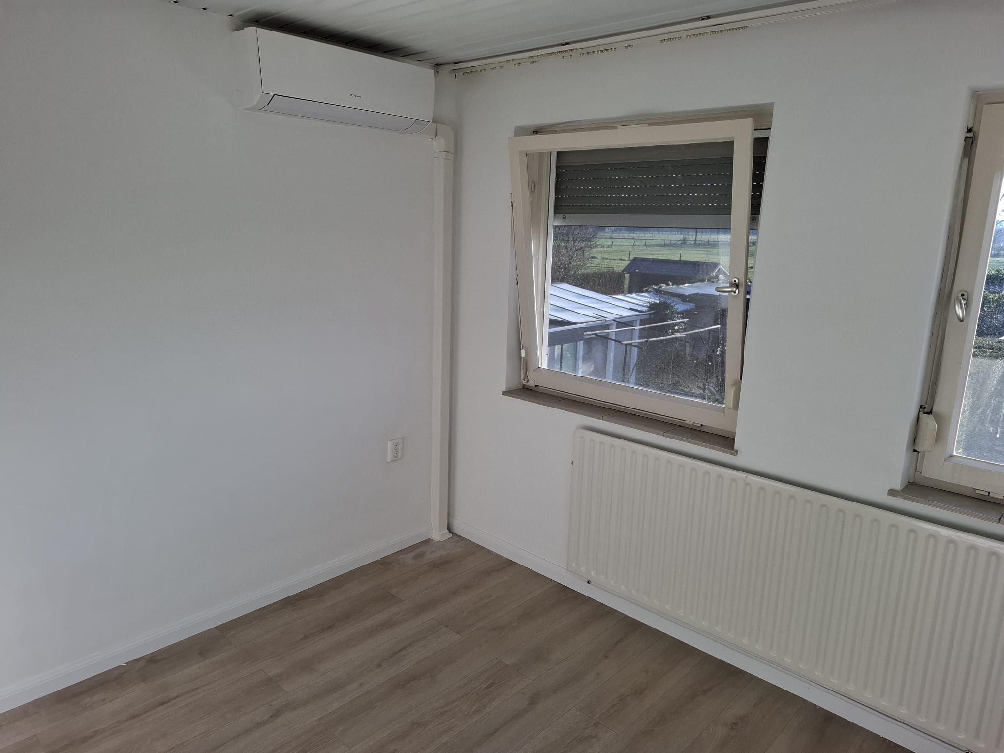 Afwerking-project-moorveld-stucwerk-vloerwerk