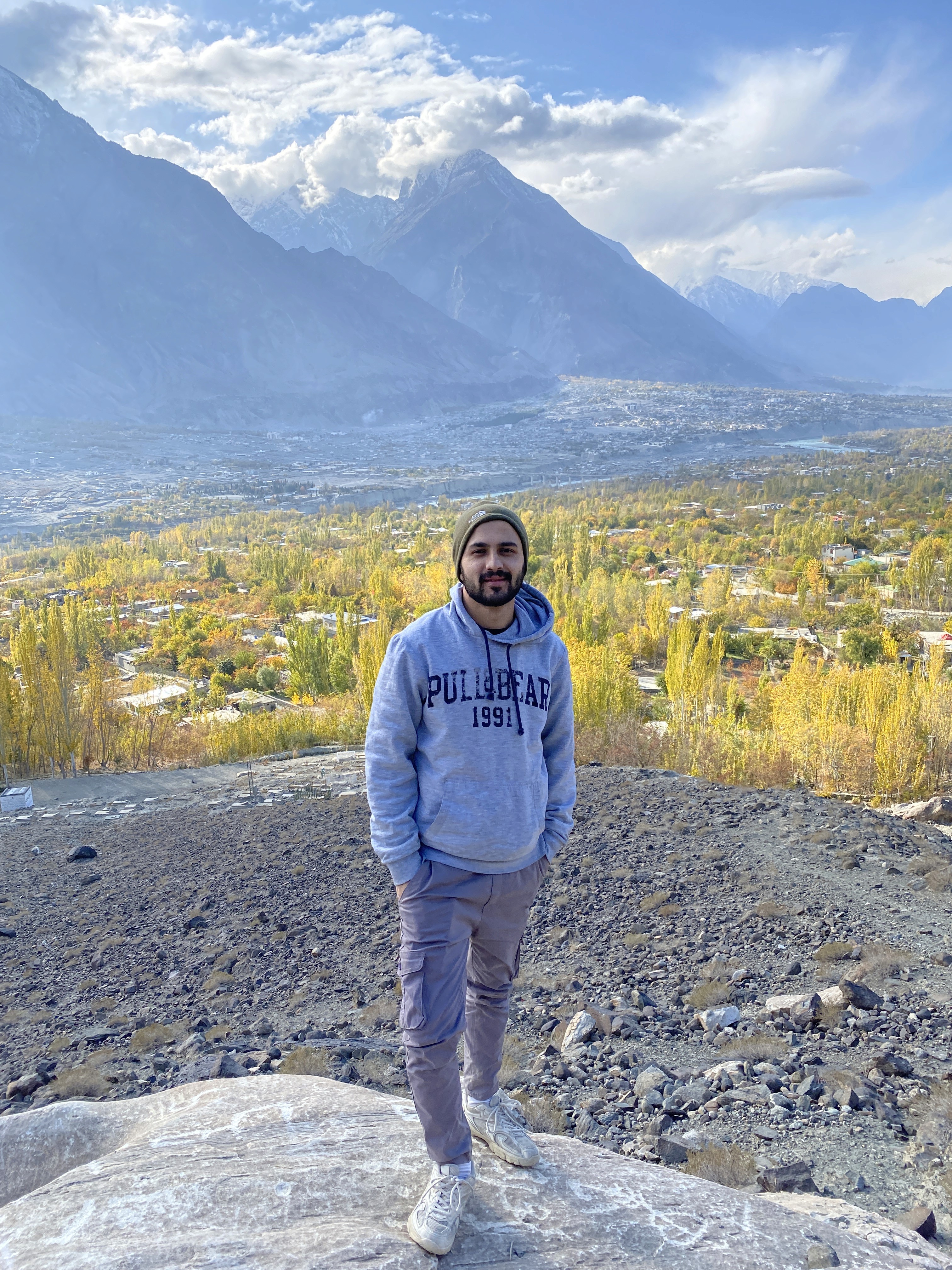 people in a large building with Tate Modern in the background