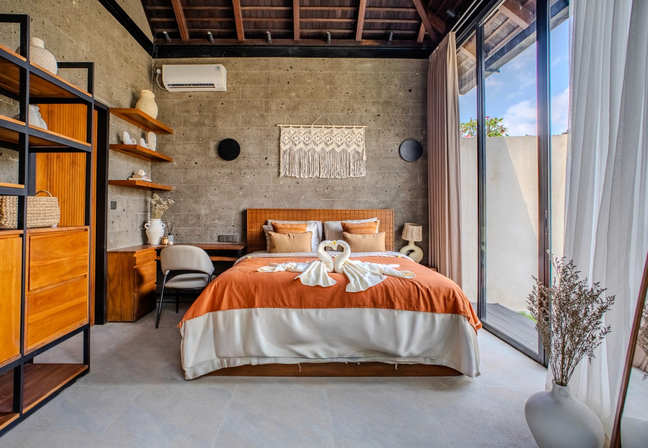 2-bedroom villa with jacuzzi terrace in Canggu