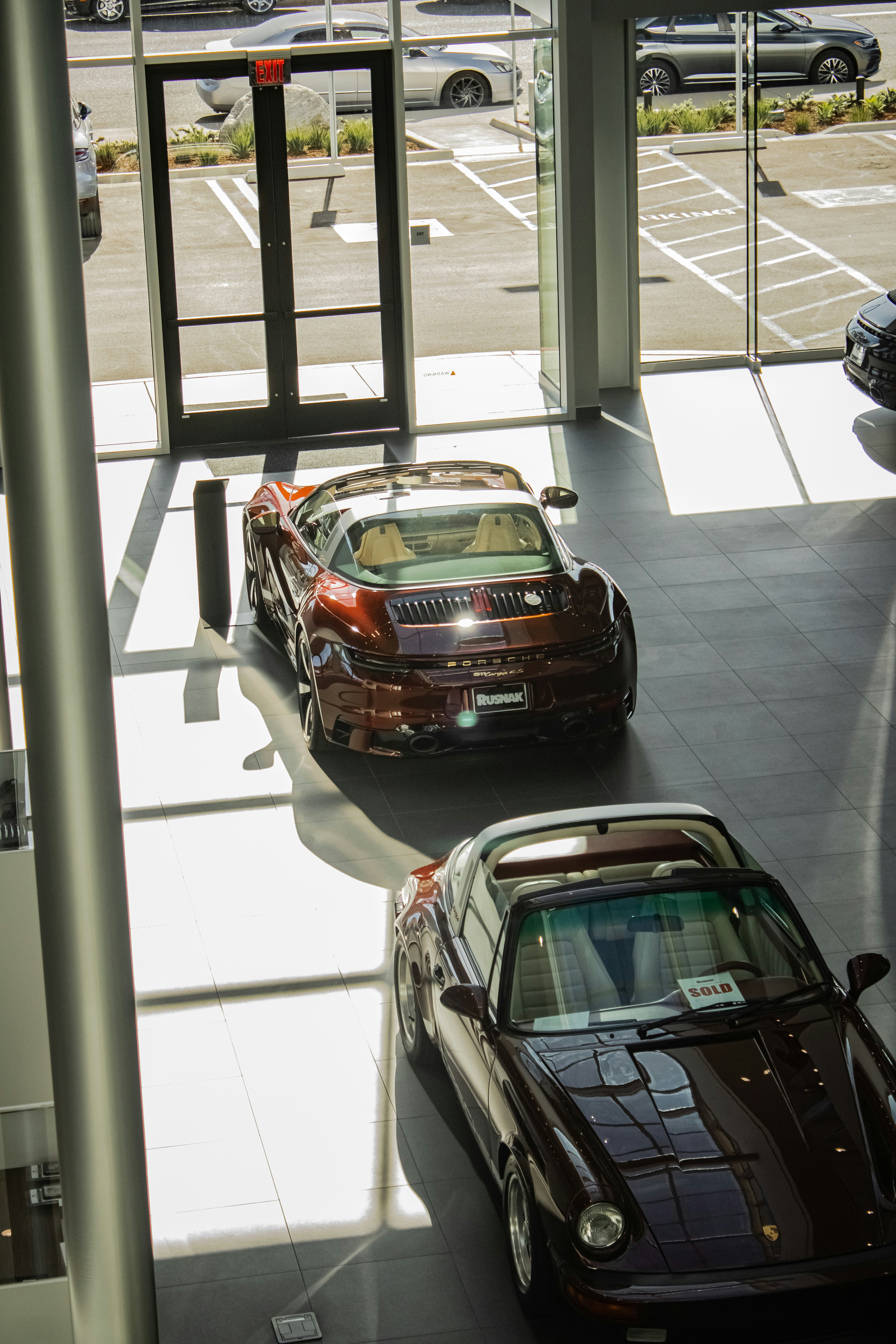 porsche_center