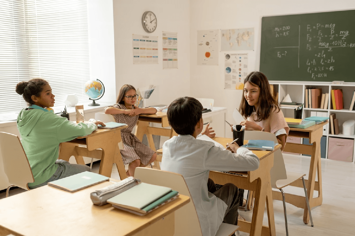 kids in classroom