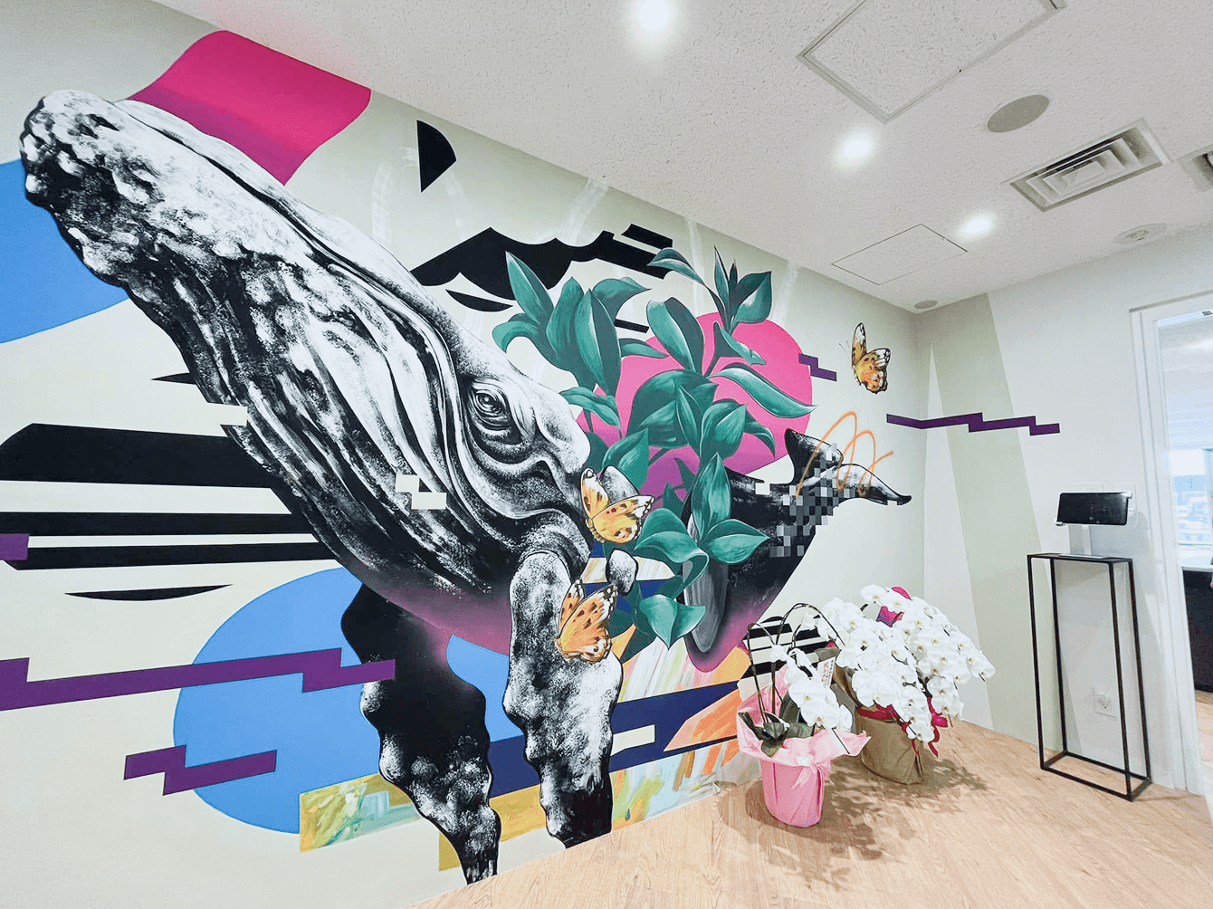 turned off laptop computer on top of brown wooden table