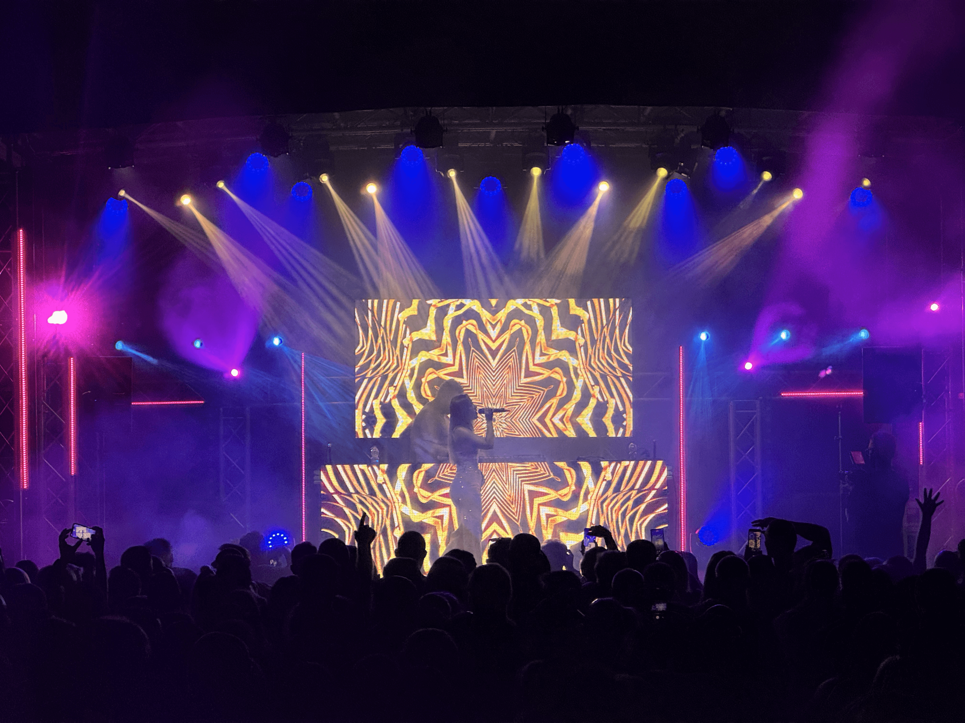 Album cover art for NOVA KANE – Midnight Drive