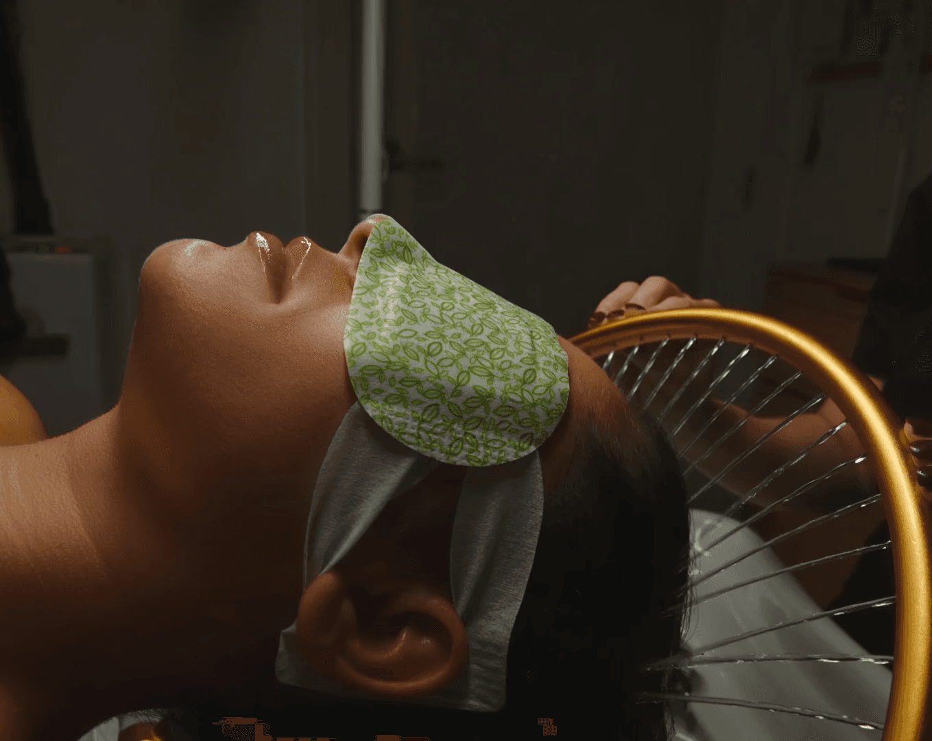 Water halo on clients head