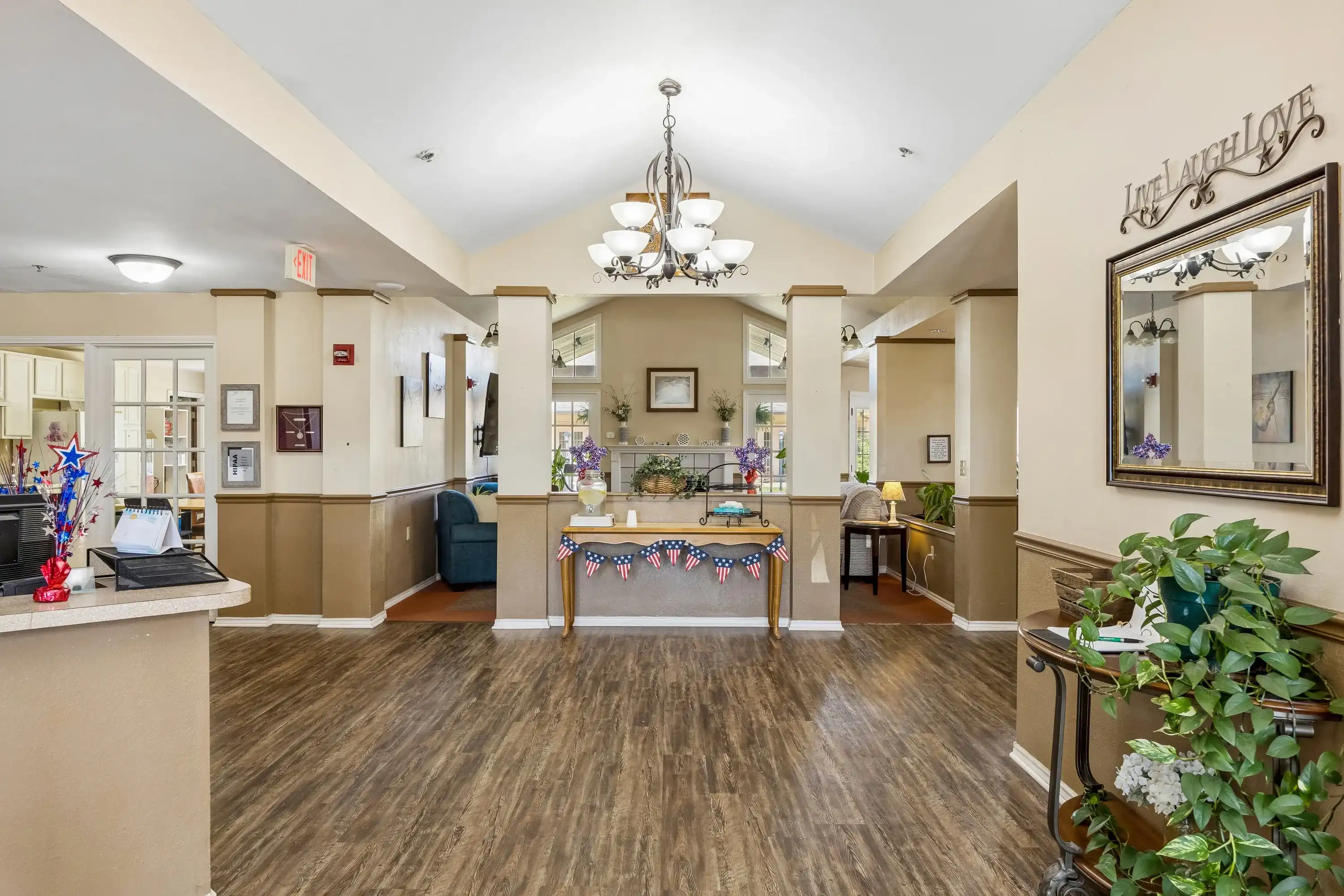 Hoyt Court community photo 1