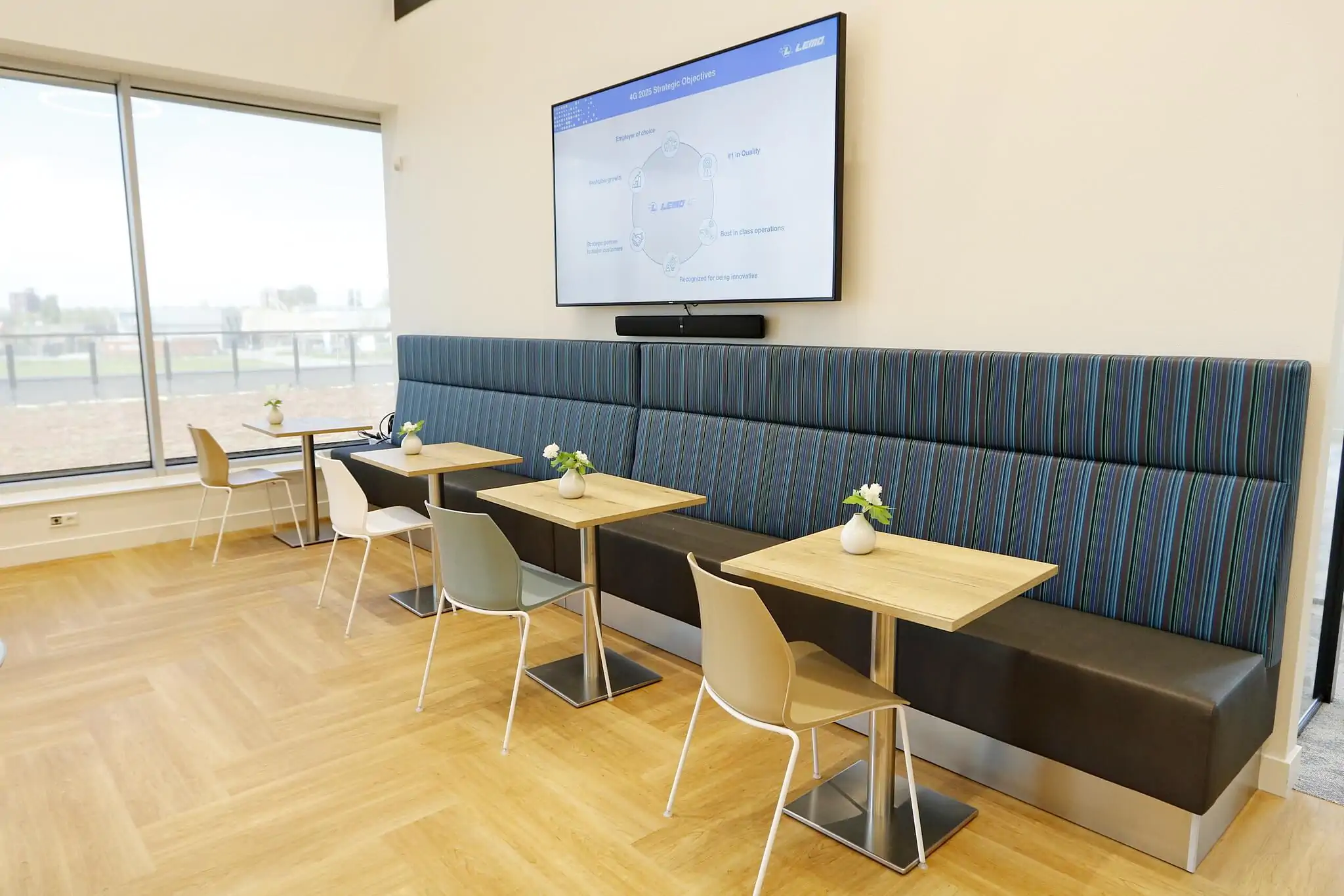 Nieuwe kantoorinrichting Bavinckhouse door Perla